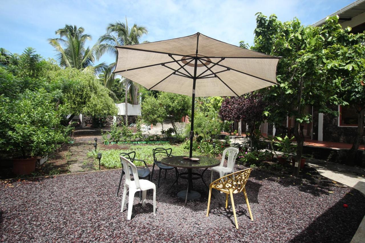 Lava House Hostal Puerto Ayora  Zewnętrze zdjęcie