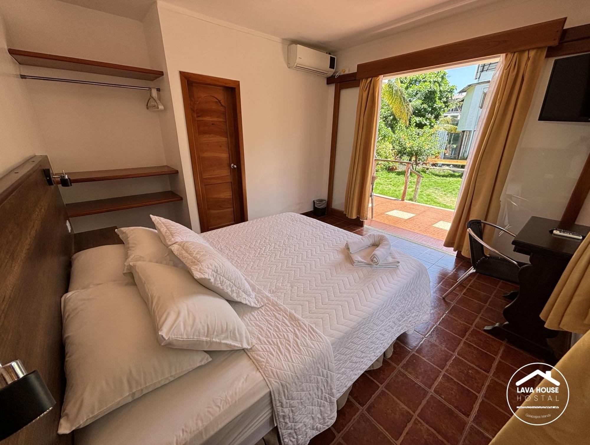 Lava House Hostal Puerto Ayora  Zewnętrze zdjęcie