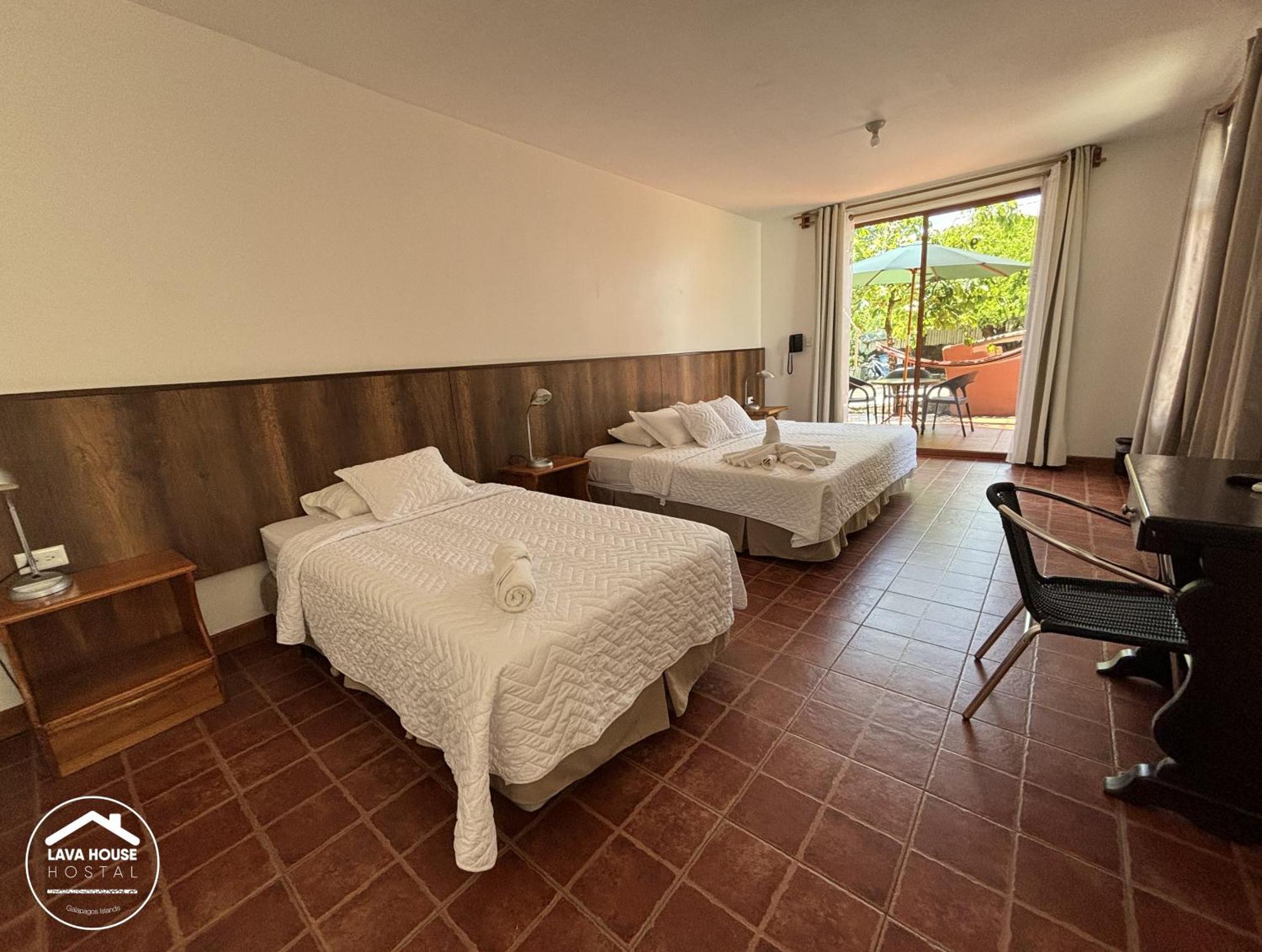 Lava House Hostal Puerto Ayora  Zewnętrze zdjęcie