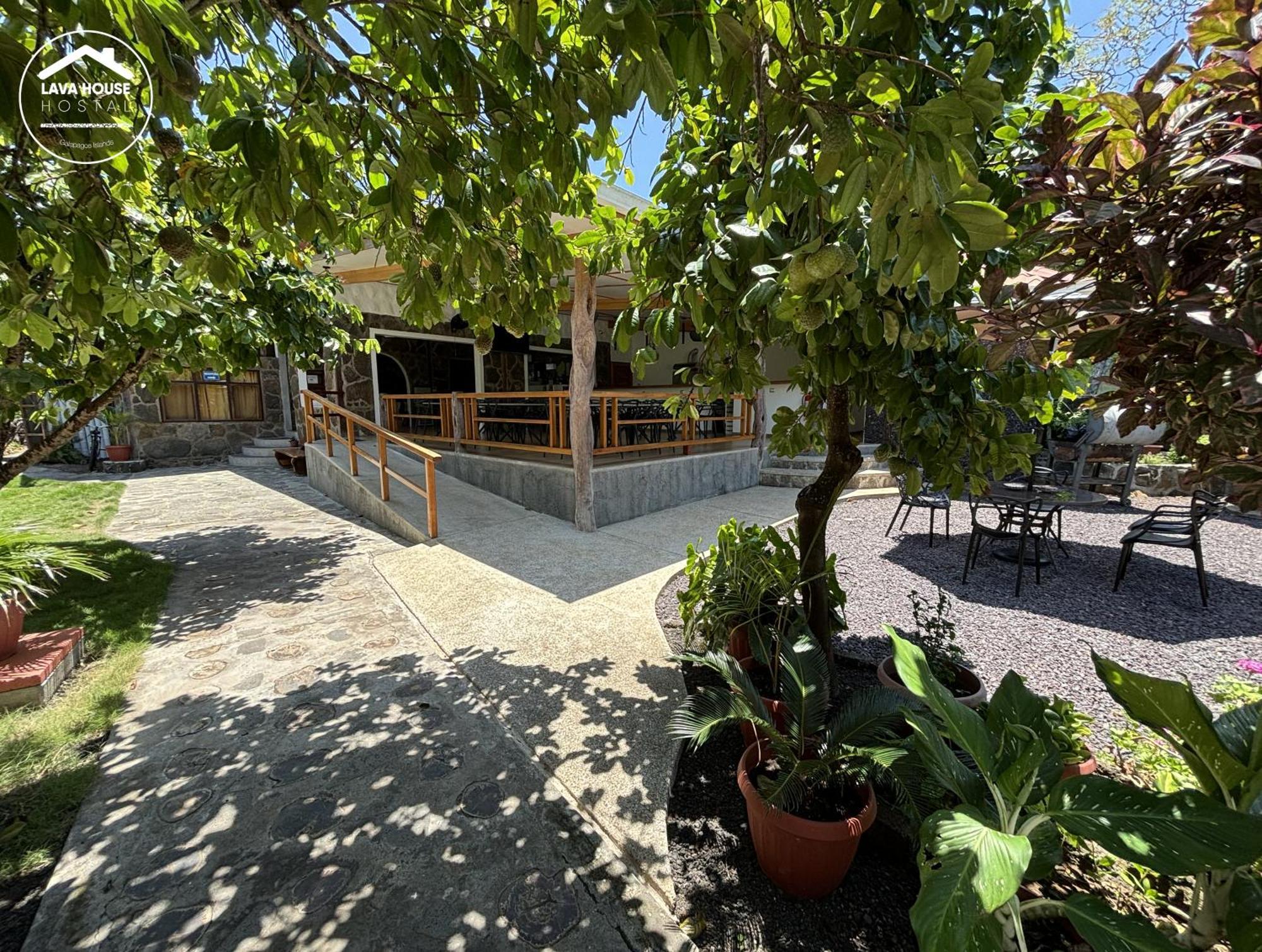 Lava House Hostal Puerto Ayora  Zewnętrze zdjęcie